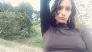 LindaConnie