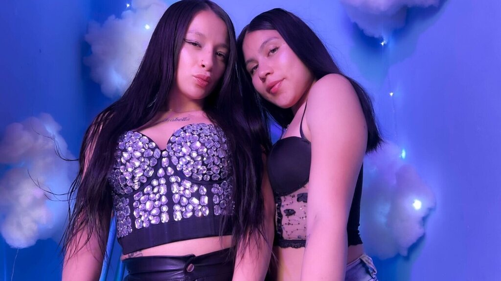 SophiAndMariana